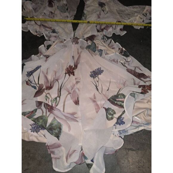 Roosevelt Floral Romper - Picture 10 of 15